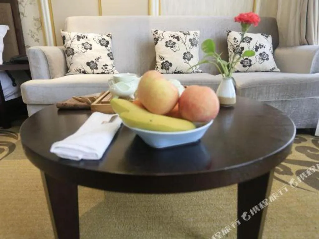 Ningbo East Shipu Hotel