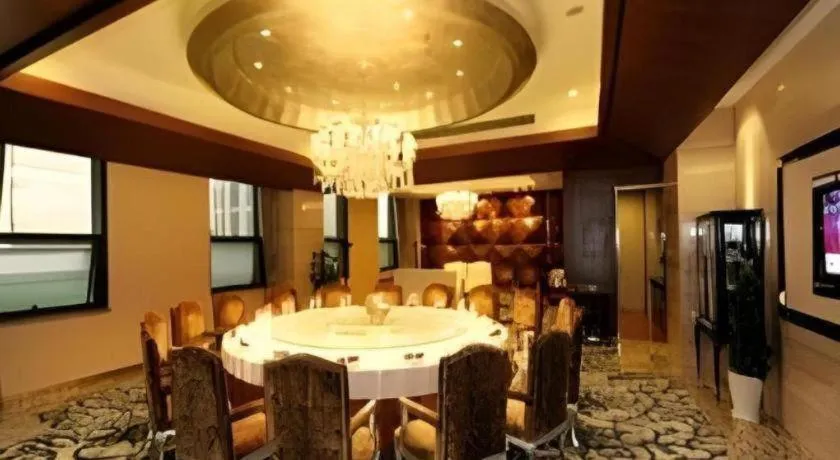 Ningbo East Shipu Hotel