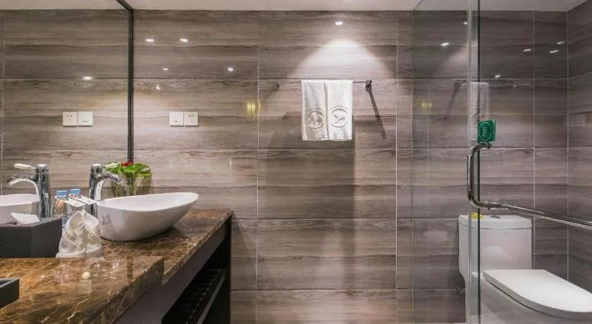 Ningbo East Shipu Hotel