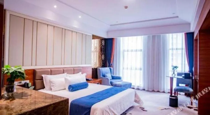 Bed in Ningbo East Shipu Hotel