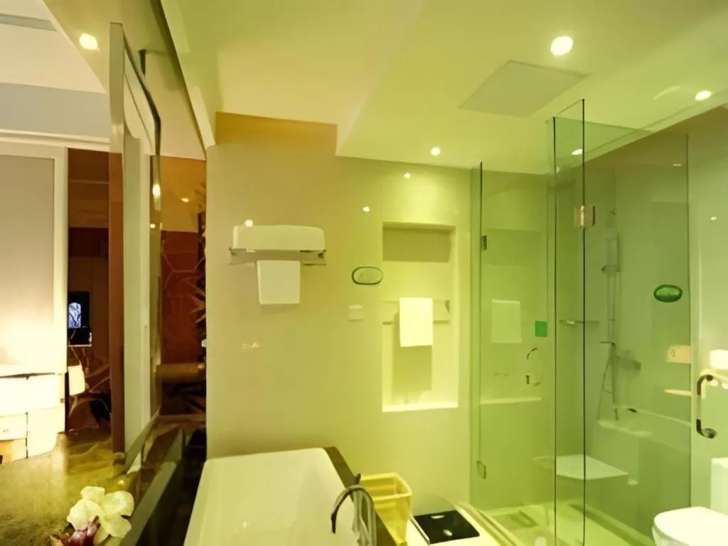 Ningbo East Shipu Hotel