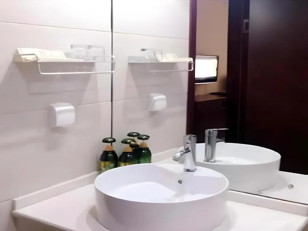 Weihai Huayu Business Hotel