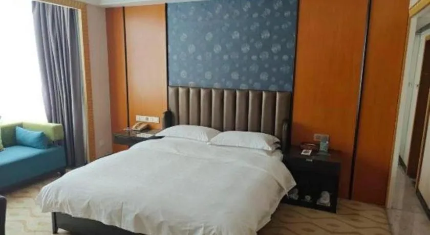 Bed in Lian Yun Hotel