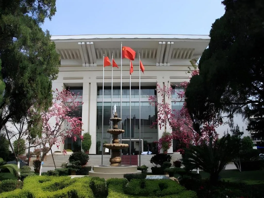 Lian Yun Hotel