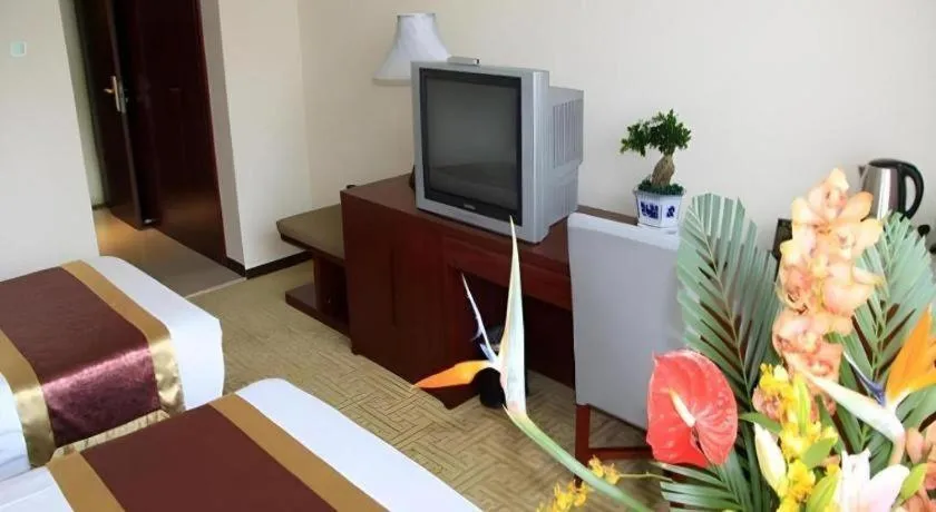 Bed in Lian Yun Hotel