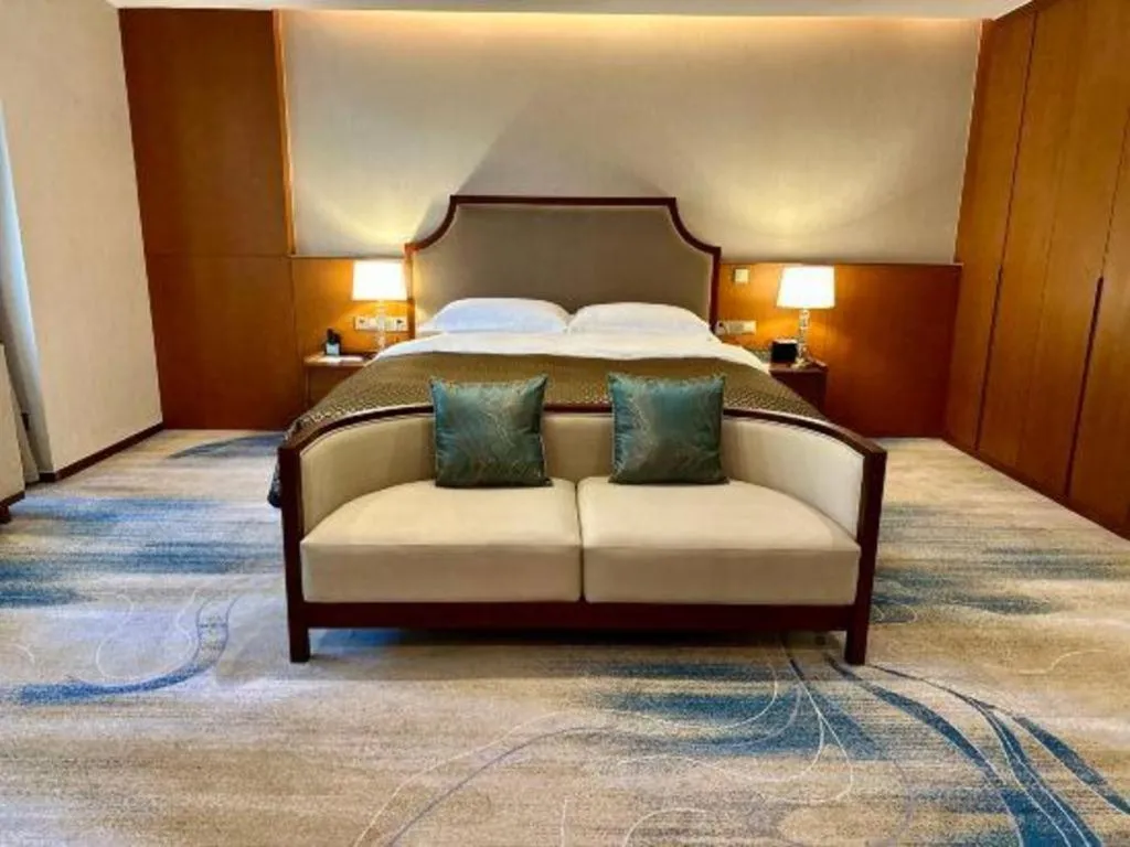 Bed in Lian Yun Hotel