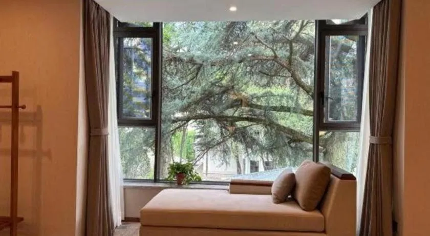 Bed in Lian Yun Hotel