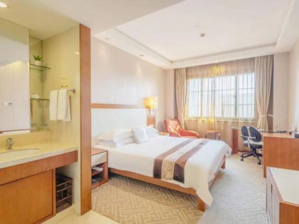 Bed in Huzhou Zhebei Hotel