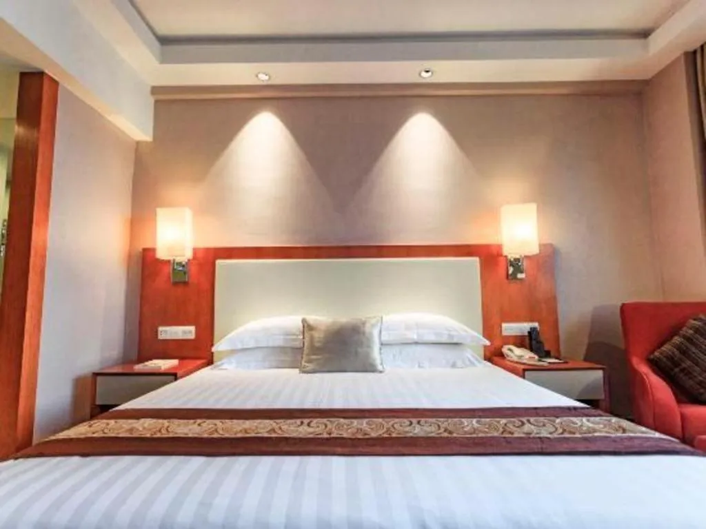 Bed in Huzhou Zhebei Hotel