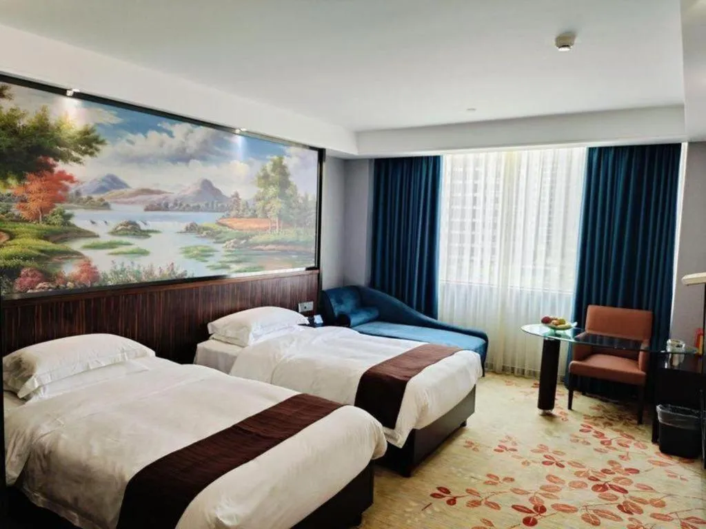 Bed in Centenio International Hotel