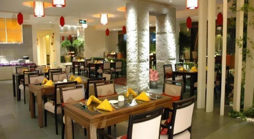 Centenio International Hotel