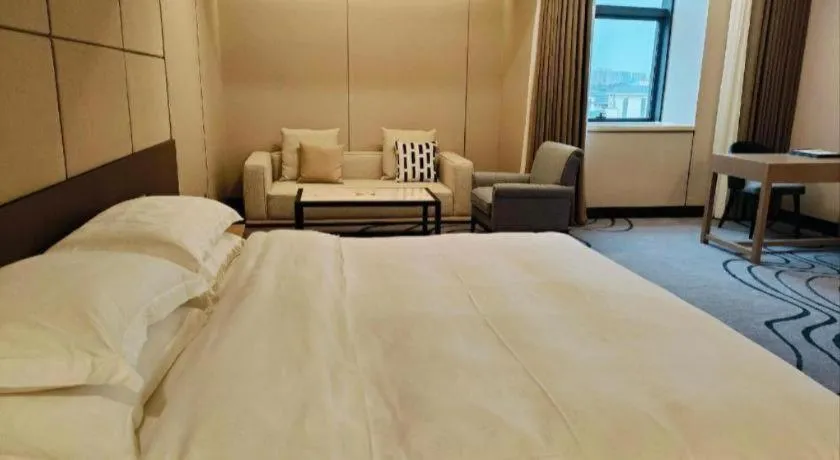 Bed in Centenio International Hotel