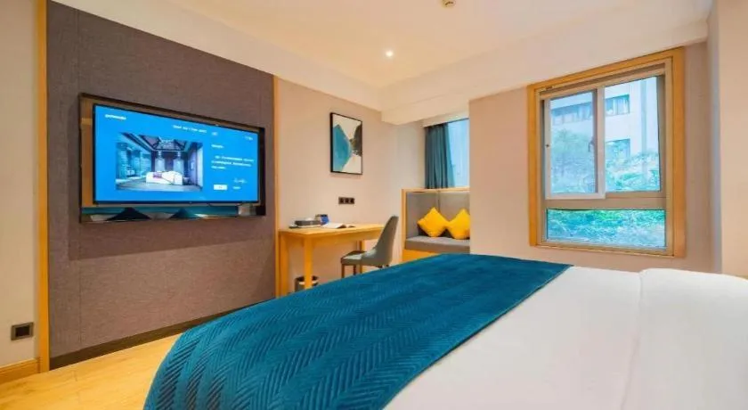 Bed in Xian Katie Eastman Hotel