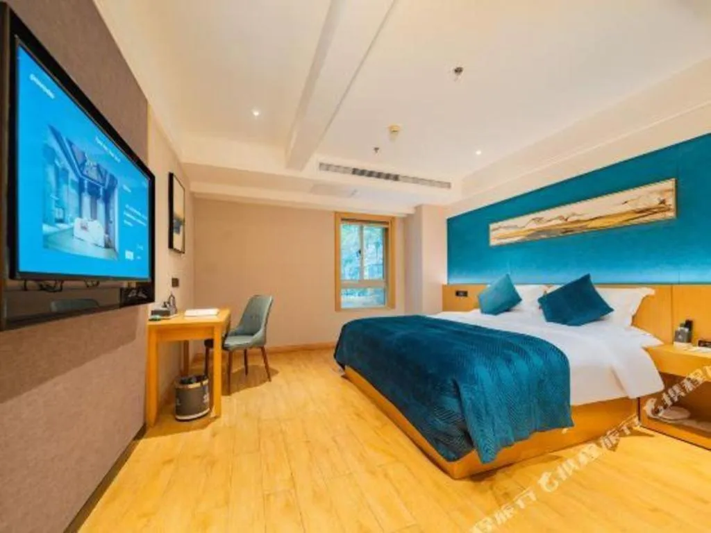 Bed in Xian Katie Eastman Hotel