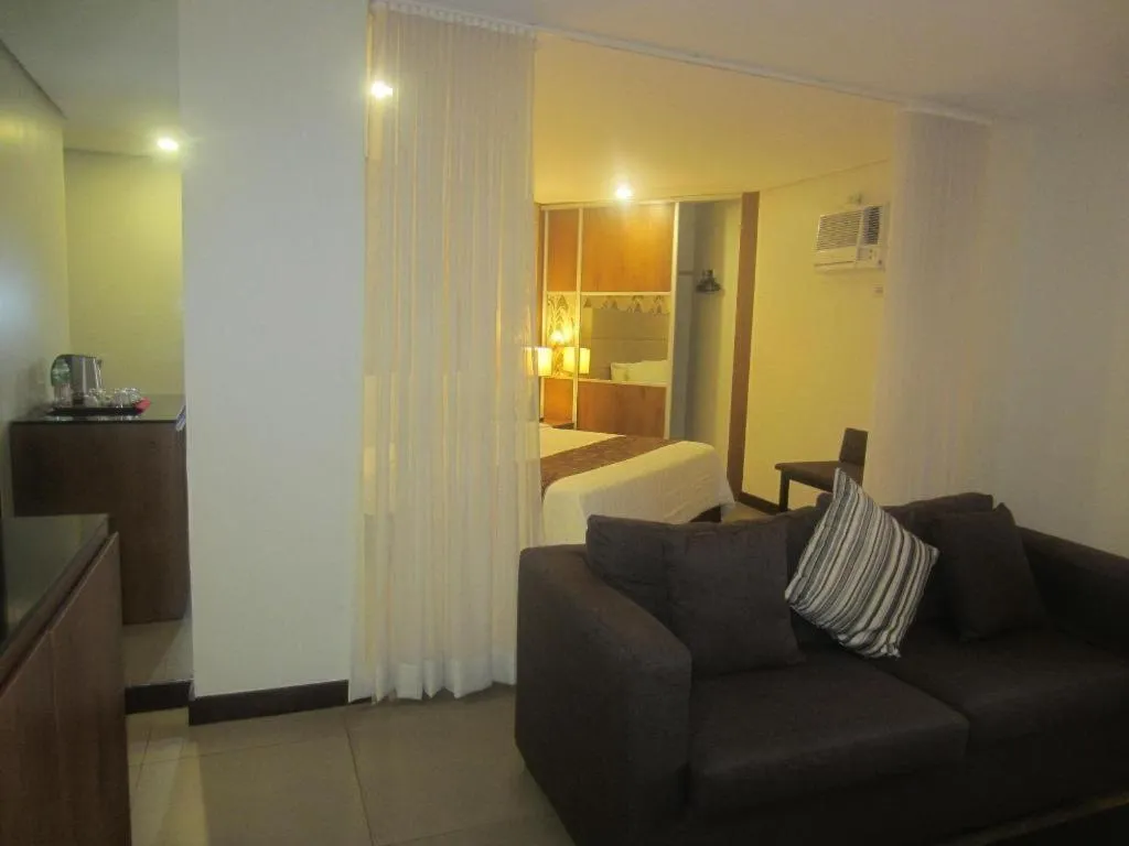 Bed in GT Hotel Bacolod