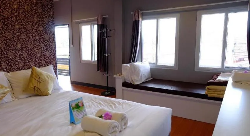 Bed in Winhouse Hotel