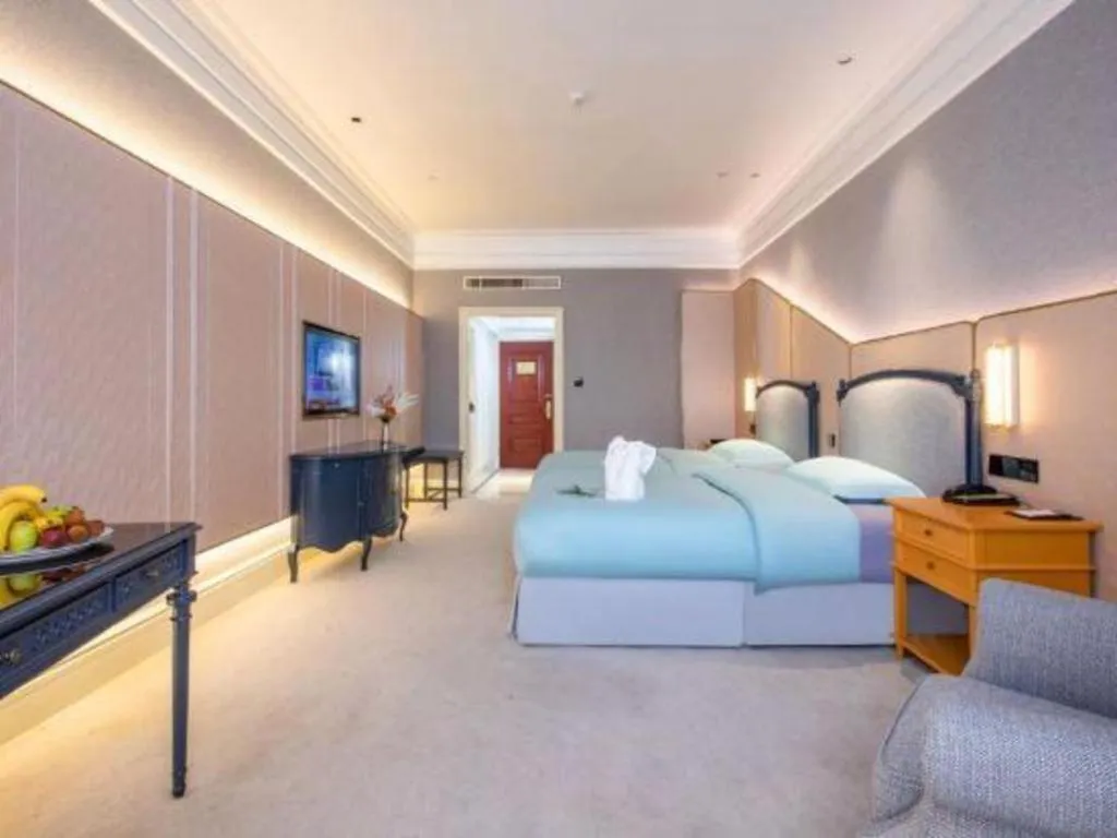 Bed in Zhejiang D.H Hotel