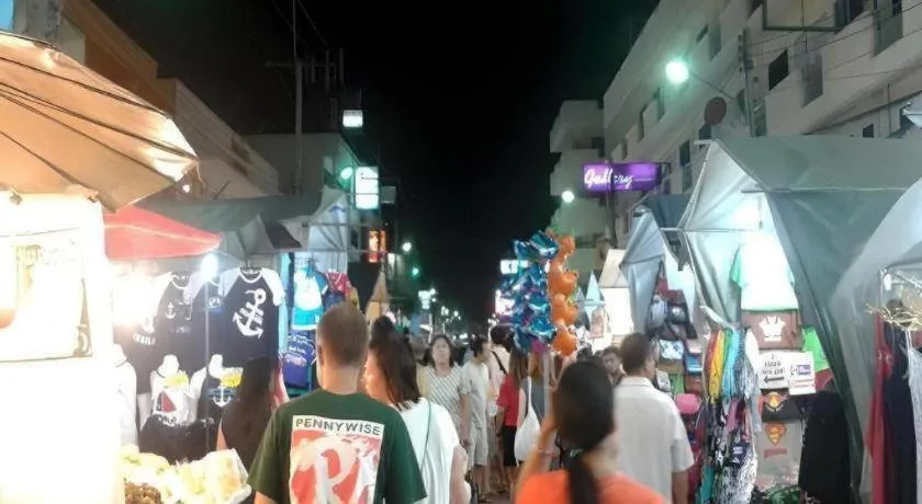 Chevasai Huahin Hotel