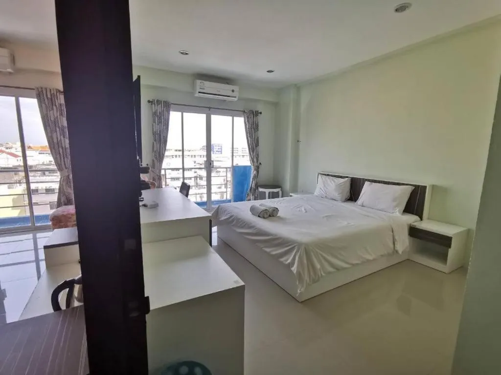 Bed in Chevasai Huahin Hotel