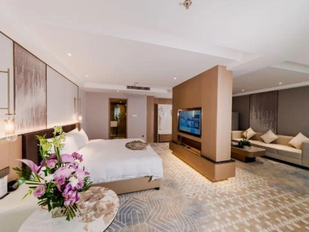 Bed in Chengdu Antai Century Hotel