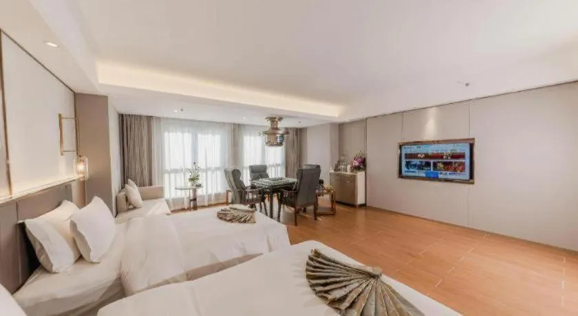 Bed in Chengdu Antai Century Hotel