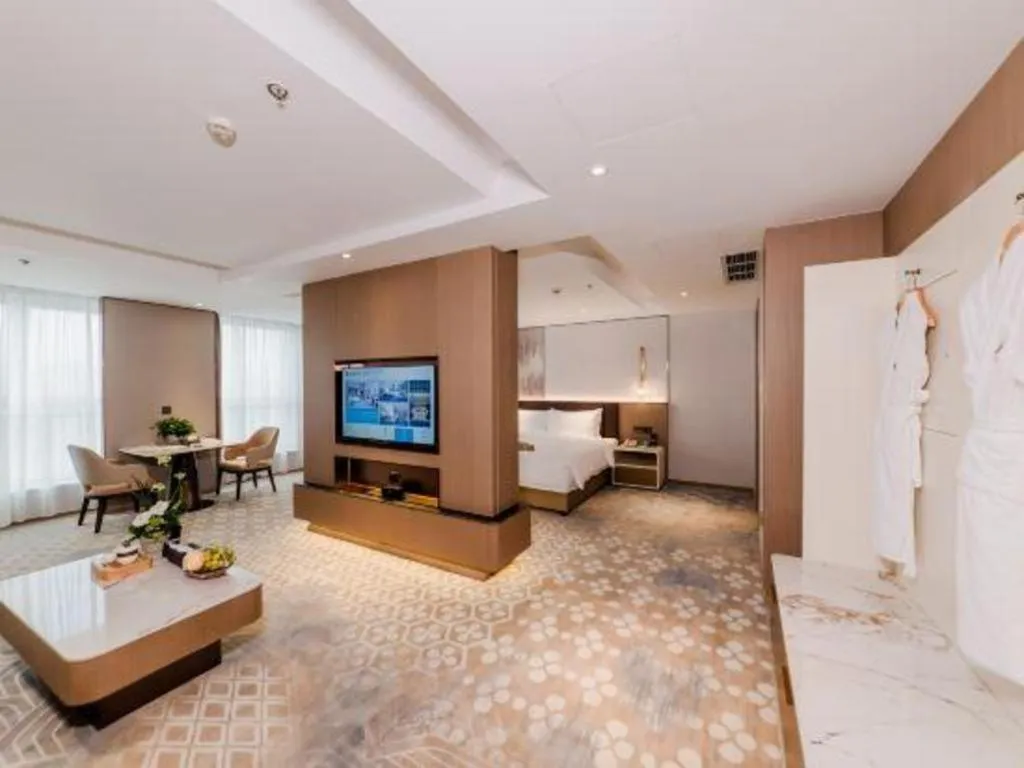 Bed in Chengdu Antai Century Hotel