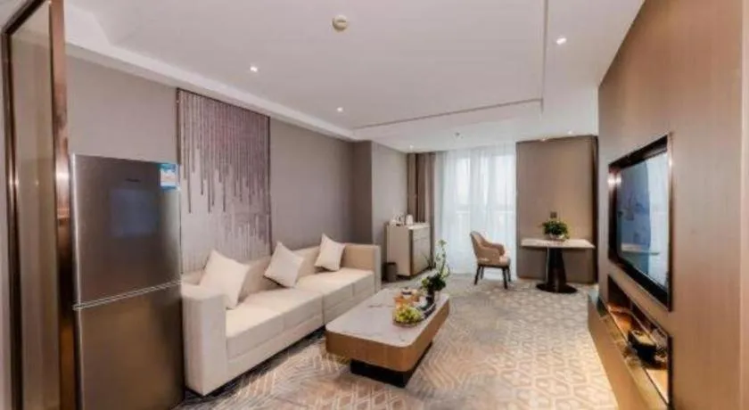 Bed in Chengdu Antai Century Hotel