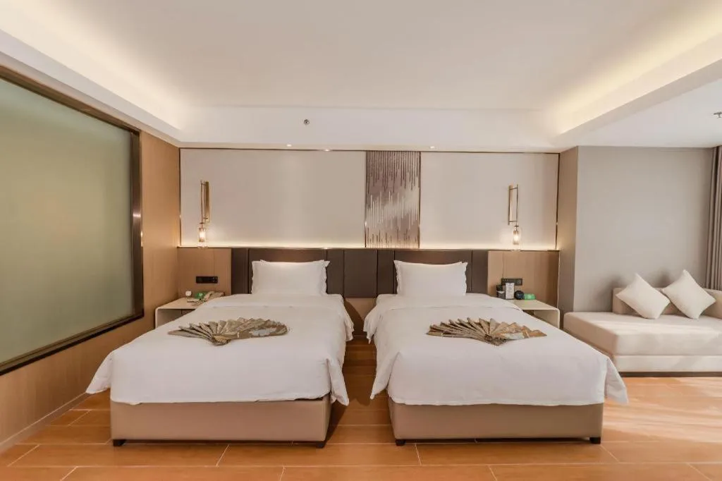 Bed in Chengdu Antai Century Hotel