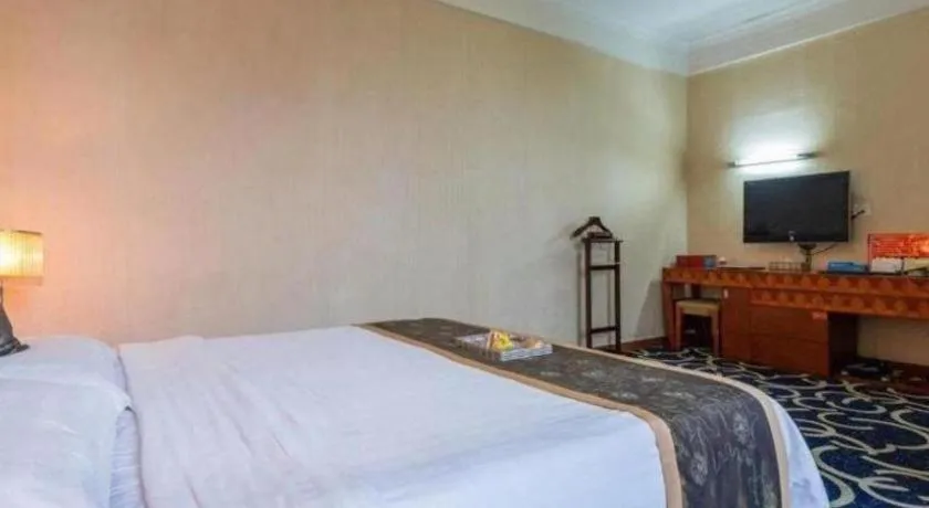 Bed in Pingdingshan Feixing Crowne Plaza Hotel