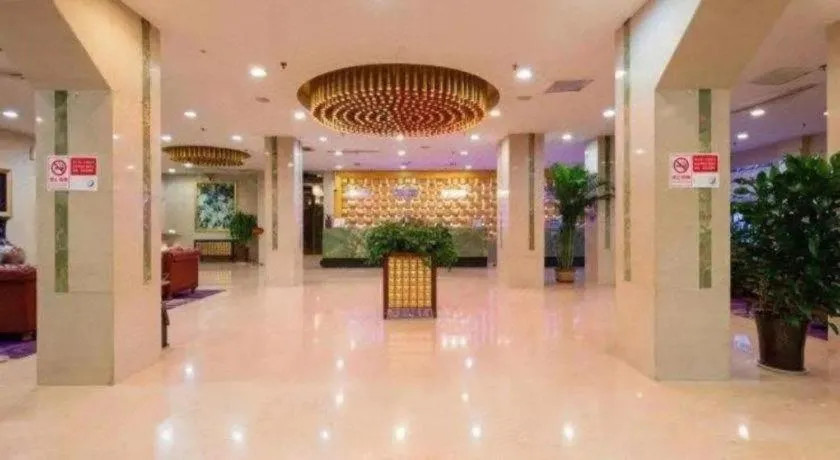 Pingdingshan Feixing Crowne Plaza Hotel