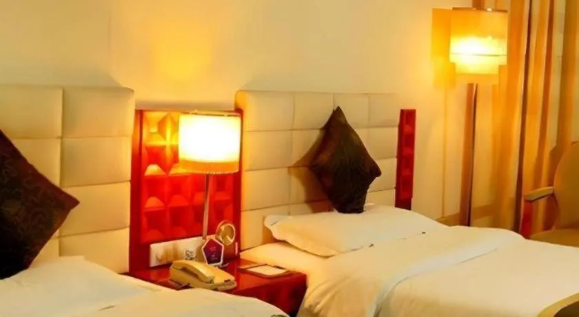 Bed in Pingdingshan Feixing Crowne Plaza Hotel