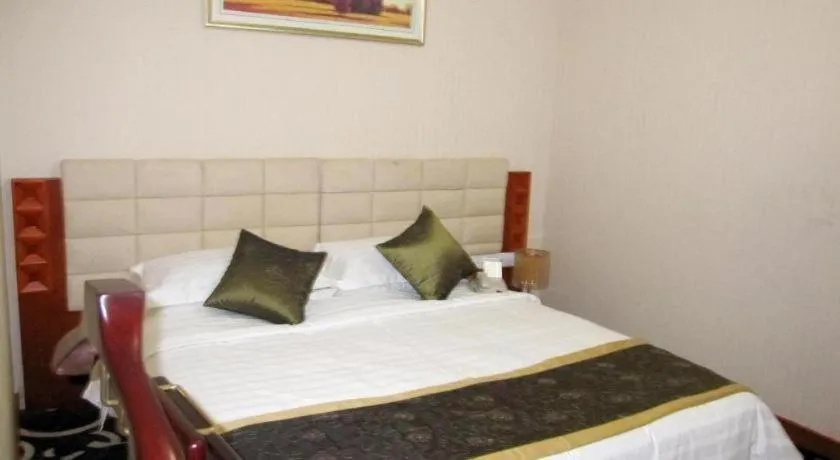 Bed in Pingdingshan Feixing Crowne Plaza Hotel