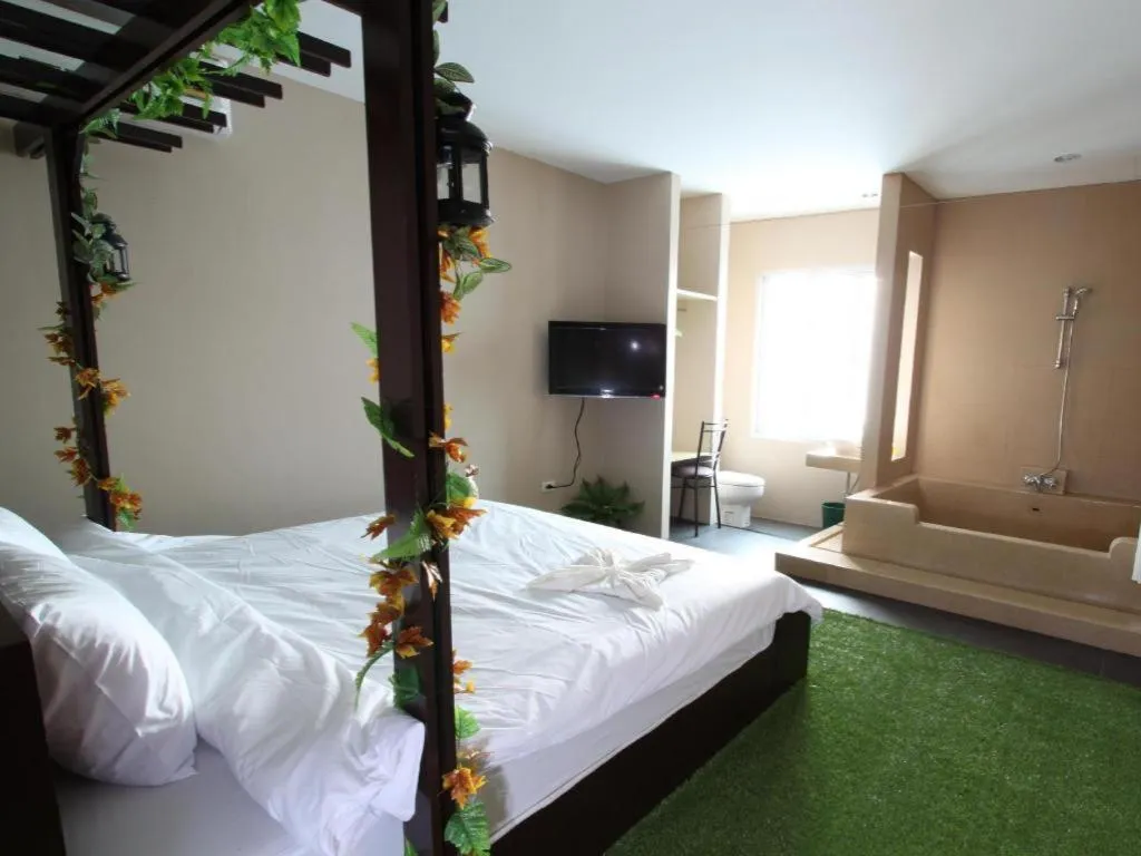 Bed in Z2 Boutique Hotel