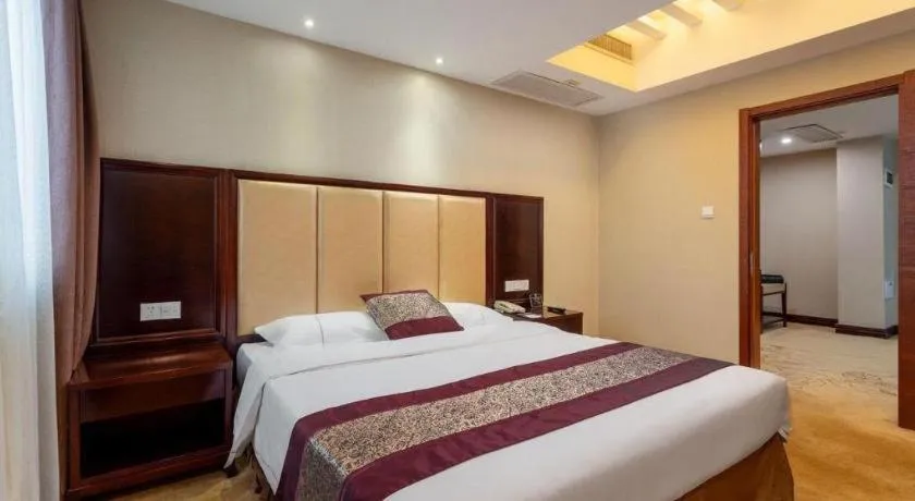 Bed in Wuhan Yamao Hengsheng Hotel