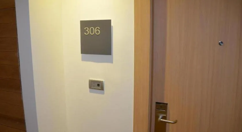 The Scenery City Hotel