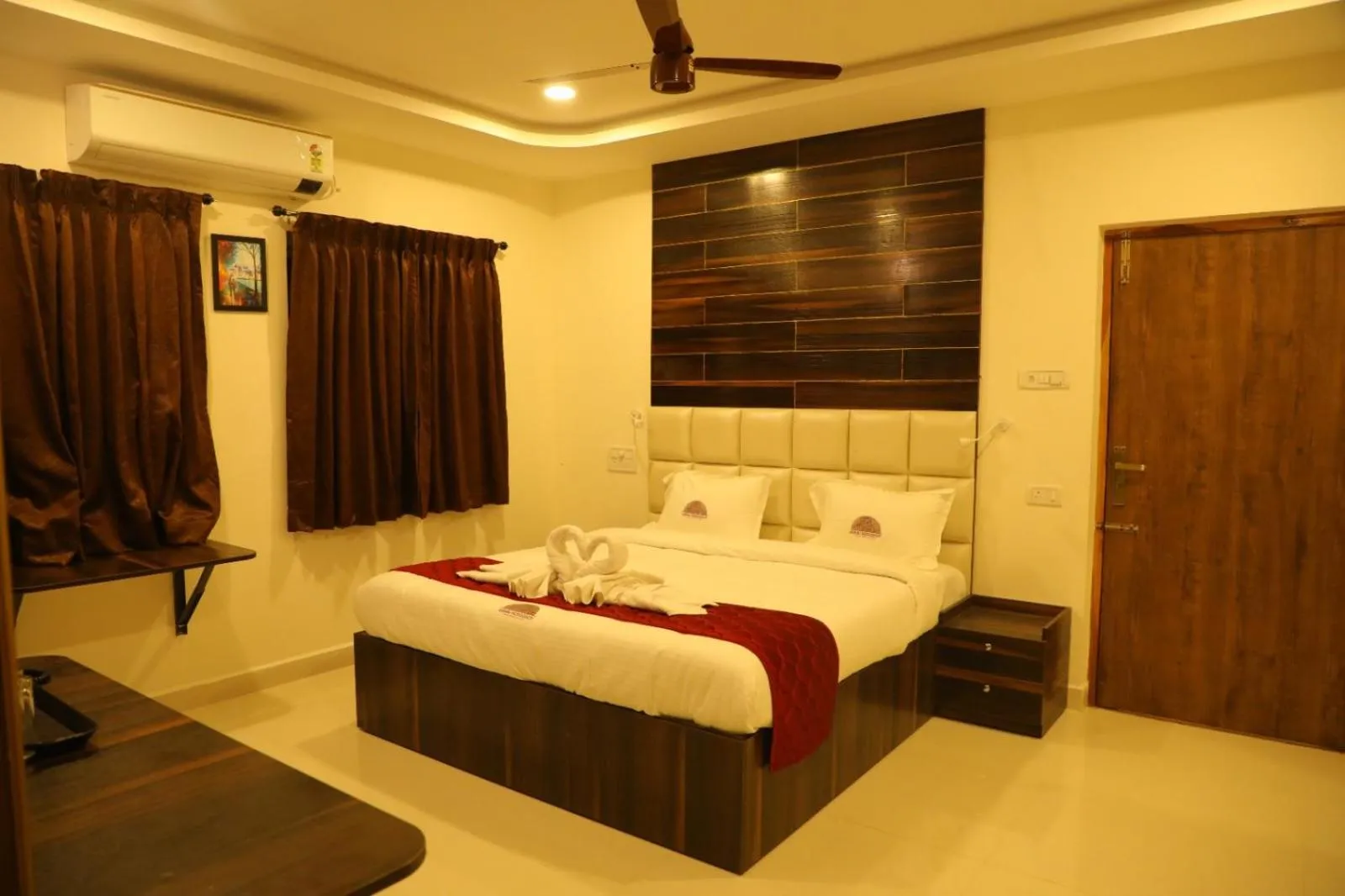 Bed in ANNAI RESIDENCY