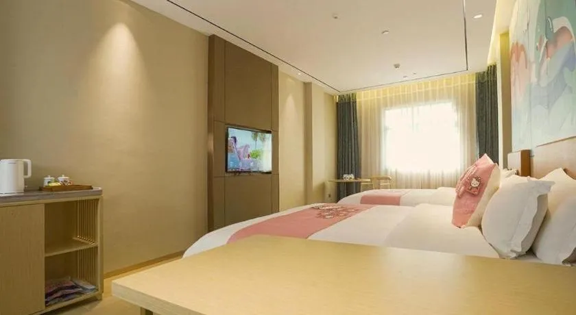 Bed in Quanzhou Binhai Hotel