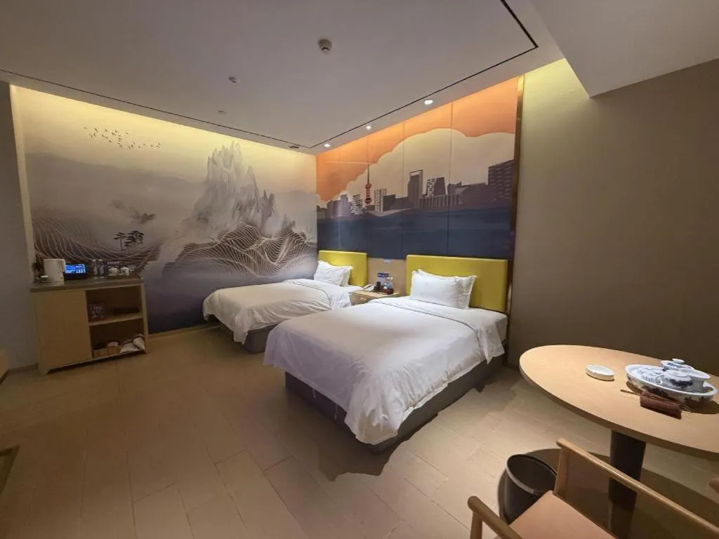 Bed in Quanzhou Binhai Hotel