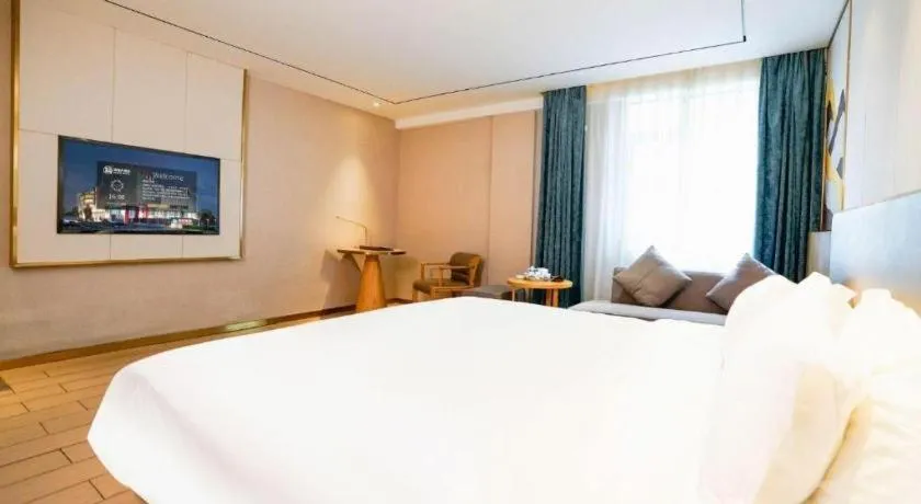 Bed in Quanzhou Binhai Hotel