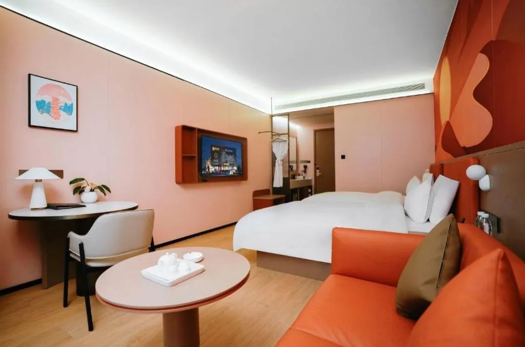 Bed in Quanzhou Binhai Hotel