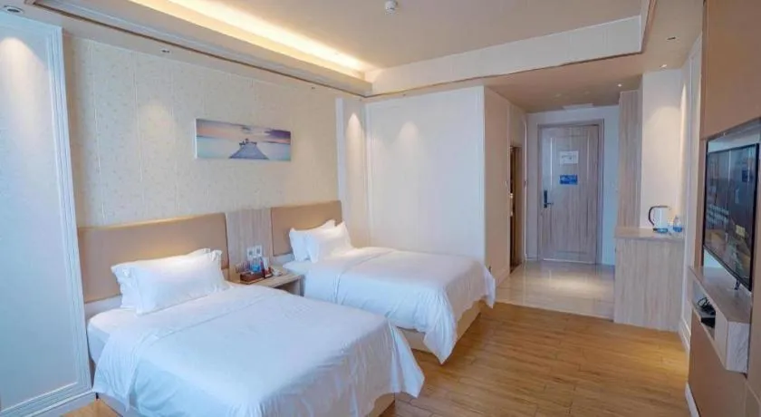 Bed in Quanzhou Binhai Hotel