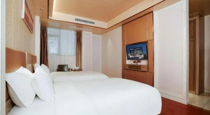 Bed in Quanzhou Binhai Hotel