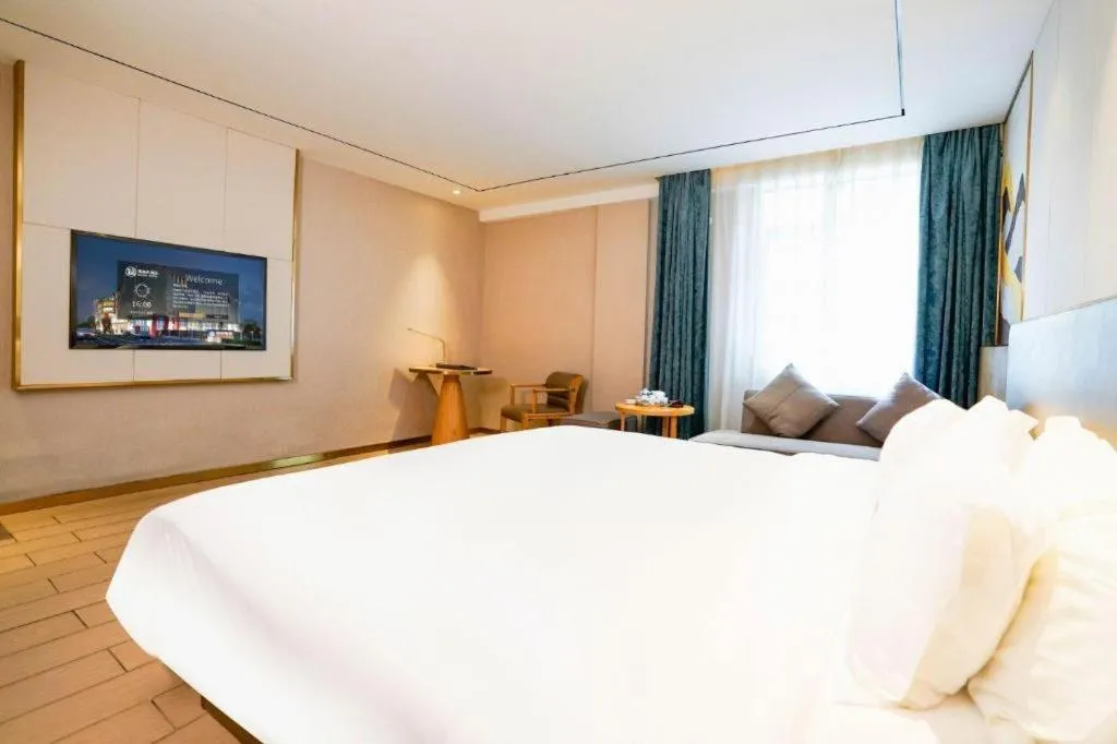 Bed in Quanzhou Binhai Hotel