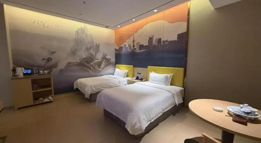 Bed in Quanzhou Binhai Hotel