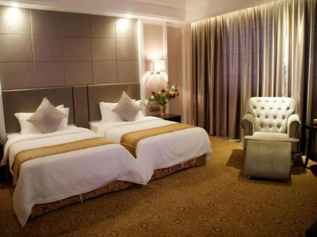 Bed in Quanzhou Binhai Hotel