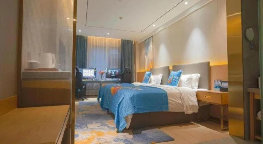 Bed in Quanzhou Binhai Hotel