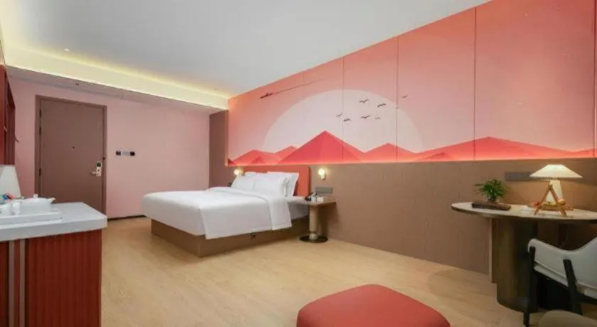 Bed in Quanzhou Binhai Hotel