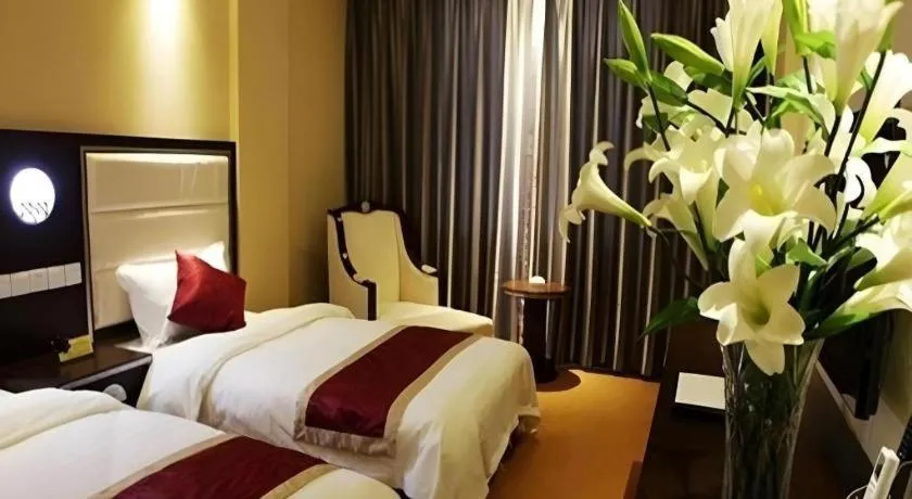 Bed in Dunhuang Dunhe Hotel