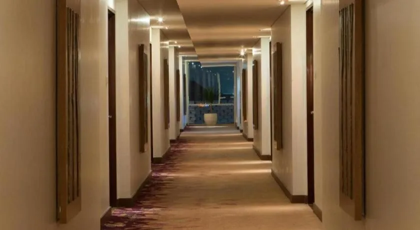 Hotel Santika Premiere Kota Harapan Indah