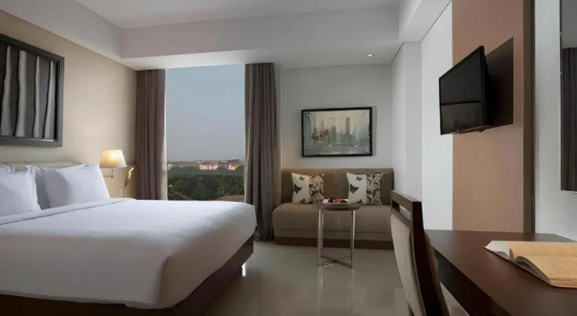 Bed in Hotel Santika Premiere Kota Harapan Indah